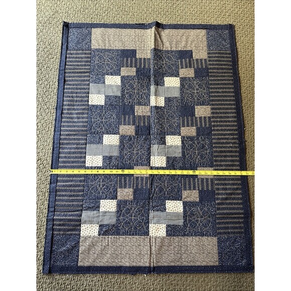 Baby Quilt Handmade Americana Folk Art Blue 33x43 Embroidered Cotton Lap Blanket - Picture 4 of 12